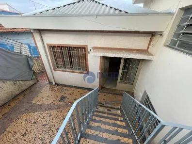 Casa com 2 Quartos para alugar, 150m² no Vila Paiva, São Paulo