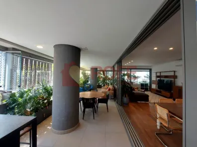 Apartamento com 3 Quartos para alugar, 247m² no Vila Nova Conceição, São Paulo