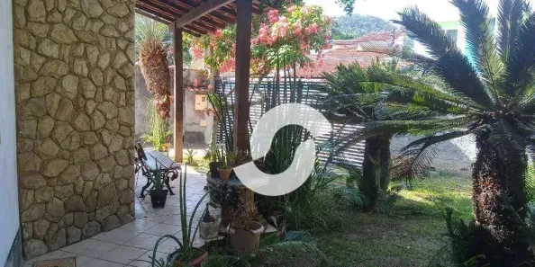 Casa com 4 Quartos à venda, 257m² no Itaipu, Niterói
