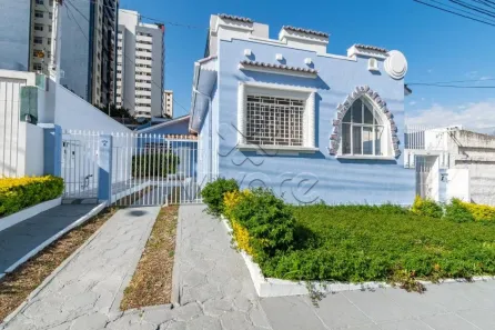 Imóvel Comercial para alugar, 110m² no Cristo Rei, Curitiba