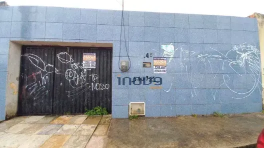 Casa com 3 Quartos para alugar, 200m² no Mondubim, Fortaleza