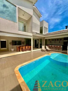 Sobrado com 4 Quartos à venda, 300m² no Jardim Piratininga, Franca