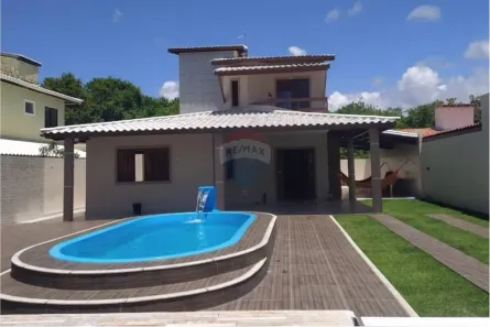 Casa de Condomínio com 4 Quartos para alugar, 250m² no Barra do Jacuípe, Camaçari