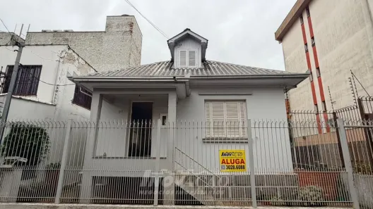 Casa com 3 Quartos para alugar, 120m² no Nossa Senhora de Lourdes, Caxias do Sul