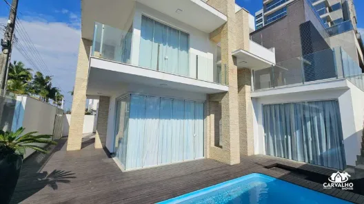 Sobrado com 4 Quartos à venda, 276m² no Itacolomi, Balneário Piçarras