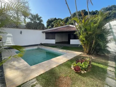 Casa com 3 Quartos à venda, 210m² no Cascatinha, Petrópolis