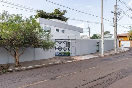 Sobrado com 3 Quartos à venda, 140m² no Jardim Presidente, Londrina