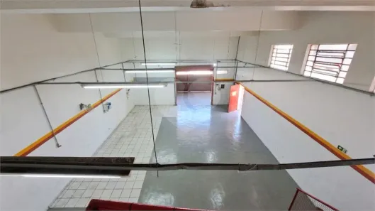 Prédio Comercial à venda, 600m² no Parque Peruche, São Paulo