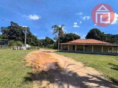 Imóvel Comercial com 3 Quartos para alugar, 205m² no Campo Novo, Bragança Paulista