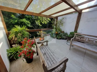 Casa de Condomínio com 3 Quartos à venda, 180m² no Jardim Olympia, São Paulo