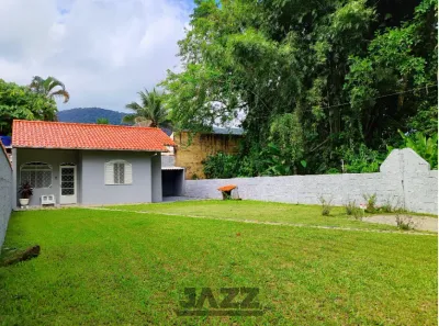Casa com 2 Quartos à venda, 80m² no Mar Verde II, Caraguatatuba