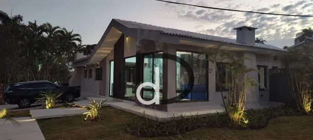 Casa de Condomínio com 3 Quartos à venda, 289m² no Parque Rural Fazenda Santa Cândida, Campinas