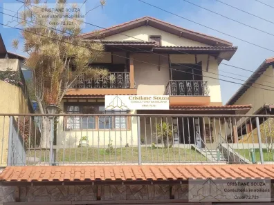 Casa com 4 Quartos à venda, 402m² no Agriões, Teresópolis