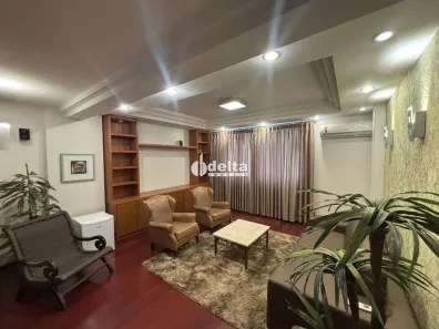 Ponto Comercial para alugar, 43m² no Centro, Uberlândia