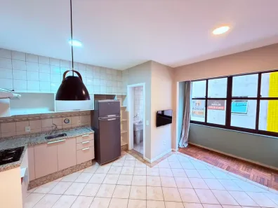 Apartamento com 2 Quartos para alugar, 60m² no Jurerê, Florianópolis