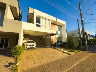 Casa de Condomínio com 3 Quartos à venda, 231m² no Fátima, Canoas