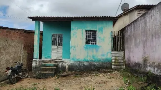 Casa com 2 Quartos à venda, 126m² no Centro, Chã de Alegria