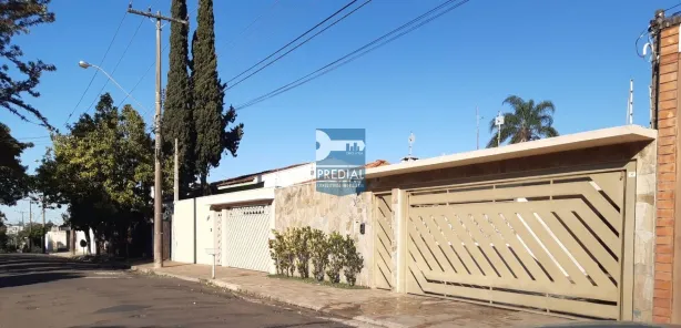 Casa com 3 Quartos para alugar, 300m² no Jardim Cardinalli, São Carlos