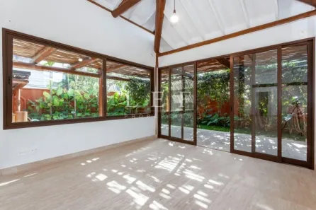 Casa com 4 Quartos à venda, 480m² no Pacaembu, São Paulo