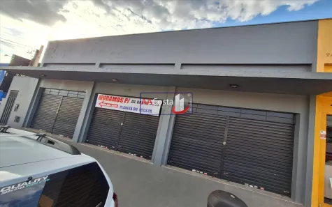 Ponto Comercial para alugar, 328m² no Vila Aparecida, Franca
