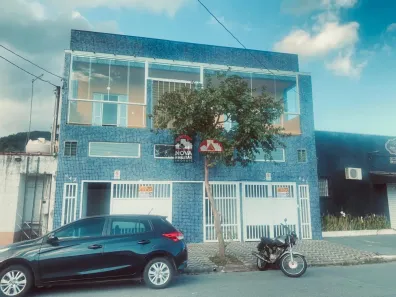 Ponto Comercial com 8 Quartos para alugar, 112m² no Jardim Primavera, Caraguatatuba