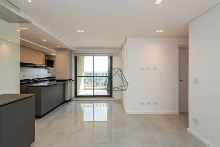 Apartamento com 3 Quartos para alugar, 74m² no Novo Mundo, Curitiba