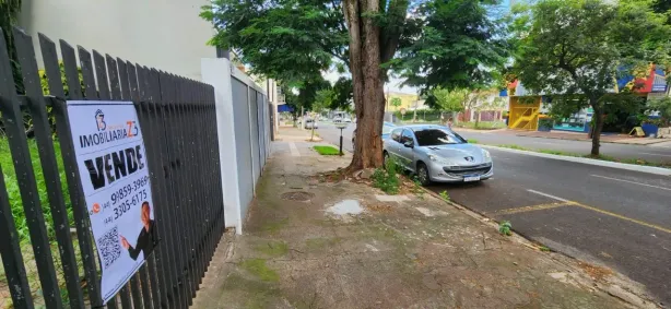 Ponto Comercial com 3 Quartos à venda, 100m² no Conjunto Habitacional Karina, Maringá