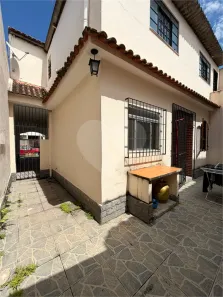 Casa com 2 Quartos à venda, 87m² no Casa de Pedra, Volta Redonda