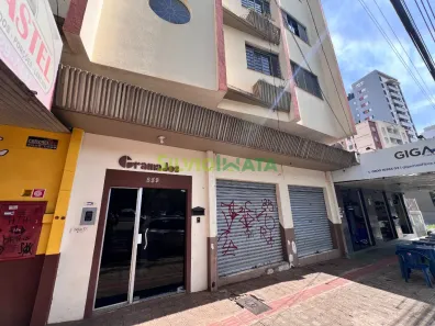 Apartamento com 1 Quarto para alugar, 39m² no Zona 07, Maringá