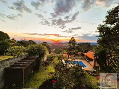 Fazenda/Sítio com 3 Quartos à venda, 284m² no Estância Santa Maria do Laranjal, Atibaia
