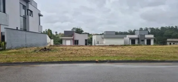 Lote/Terreno à venda, 306m² no Jardim Celeste, Jundiaí