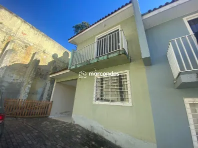 Sobrado com 2 Quartos para alugar, 64m² no Gralha Azul, Fazenda Rio Grande