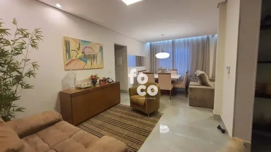 Casa com 3 Quartos à venda, 360m² no Jaraguá, Uberlândia