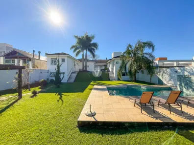 Casa de Condomínio com 4 Quartos à venda, 320m² no Tomazetti, Santa Maria