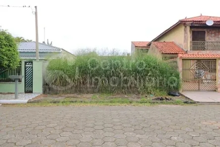 Lote/Terreno à venda, 240m² no Jardim Tres Marias, Peruíbe