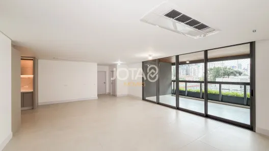 Apartamento com 3 Quartos à venda, 151m² no Batel, Curitiba