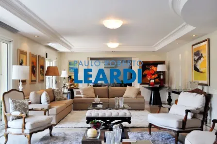 Apartamento com 3 Quartos à venda, 315m² no Vila Madalena, São Paulo