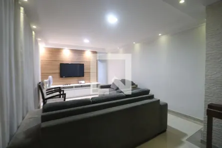 Casa com 4 Quartos à venda, 240m² no Jardim Catarina, São Paulo