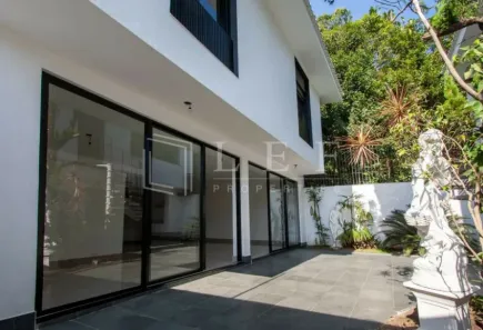 Casa com 3 Quartos à venda, 360m² no Granja Julieta, São Paulo
