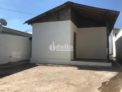 Casa com 2 Quartos à venda, 100m² no Santa Luzia, Uberlândia
