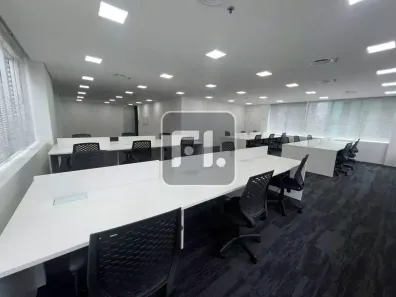 Sala Comercial à venda, 195m² no Cidade Monções, São Paulo