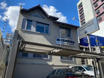 Imóvel Comercial com 4 Quartos à venda, 250m² no Petrópolis, Porto Alegre