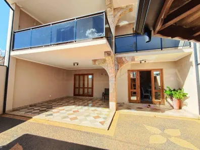 Casa com 3 Quartos à venda, 128m² no Centro, Rio das Pedras