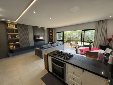 Sobrado com 3 Quartos à venda, 148m² no Bom Retiro, Joinville