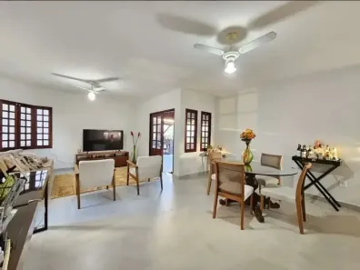 Casa de Condomínio com 3 Quartos à venda, 300m² no Candelária, Natal