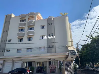 Apartamento com 4 Quartos à venda, 260m² no São Benedito, Uberaba