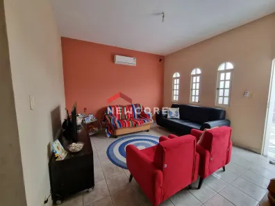 Casa com 2 Quartos à venda, 74m² no Loteamento Recreio Juqueriquerê, Caraguatatuba
