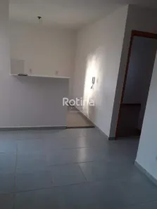 Apartamento com 2 Quartos para alugar, 45m² no Jardim Patrícia, Uberlândia
