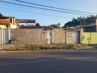 Casa com 4 Quartos à venda, 180m² no Flores, Manaus