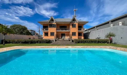 Casa com 3 Quartos à venda, 958m² no Lagoa da Conceição, Florianópolis